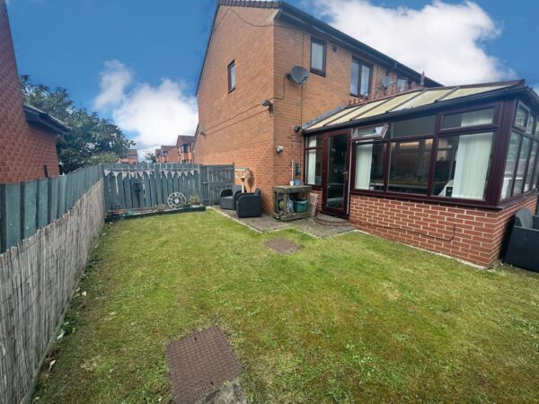 Farnham Close, Newton Hall, Durham, DH1 5FL